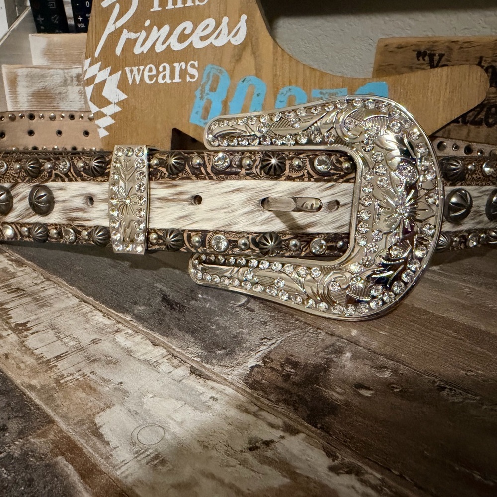 ANGEL RANCH WOMEN'S FLORAL CRYSTALS WESTERN BELT